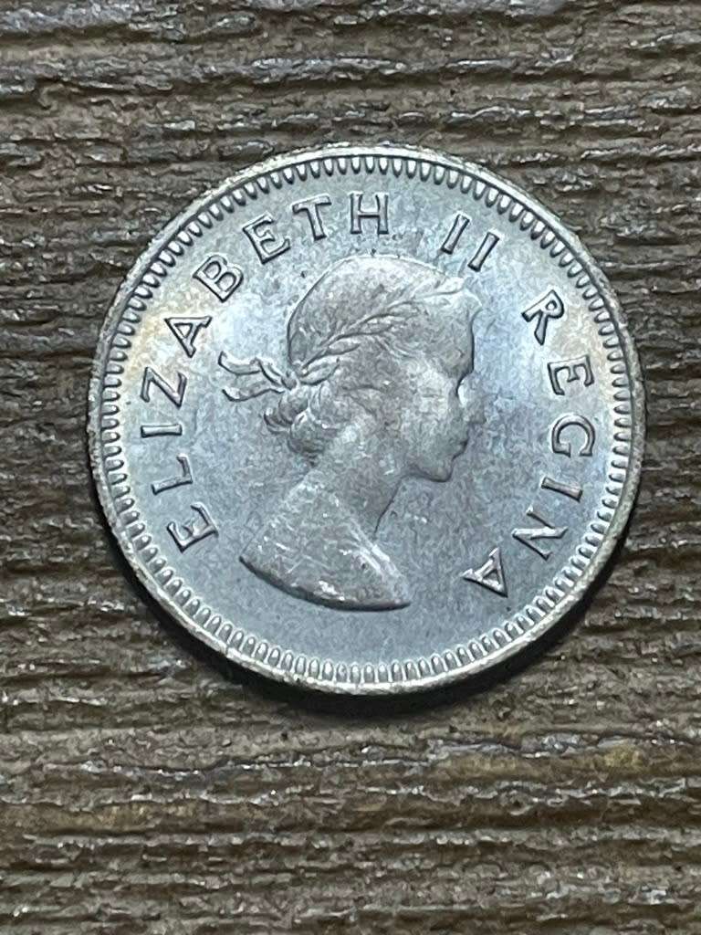 1960 *** 3 Pence *** unc mintage of 18004
