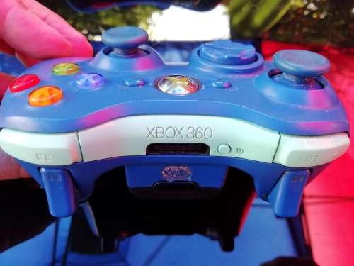 GENUINE MICROSOFT XBOX 360 CONTROLLER (BLUE)