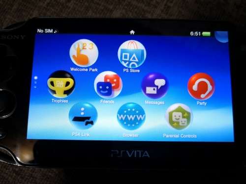 PS VITA (3G/WIFI) WITH 1 GAME