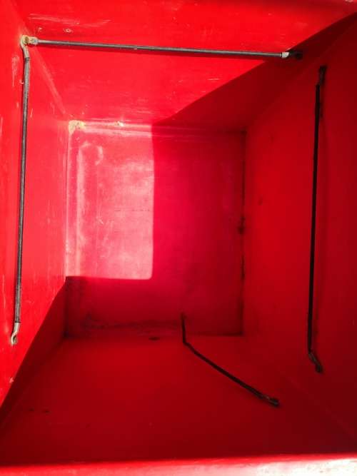 EXTRA LARGE HEAVY DUTY ICE BOX/COOLER