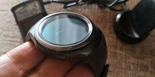 SAMSUNG GEAR S2 (SM-R720)