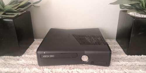 XBOX 360 SLIM CONSOLE ONLY