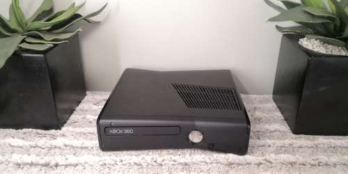 XBOX 360 SLIM CONSOLE ONLY