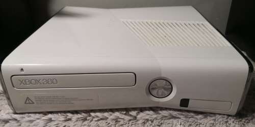 LIMITED EDITION WHITE XBOX 360 SLIM CONSOLE ONLY