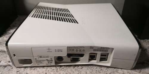 LIMITED EDITION WHITE XBOX 360 SLIM CONSOLE ONLY