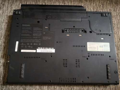 LENOVO T61 (7663) laptop (for spares/repairs)
