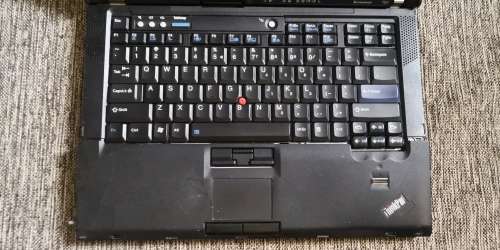 LENOVO T61 (7663) laptop (for spares/repairs)