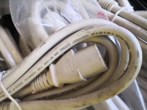 28x Male to Female Power Extension Cables  (sold as a lot!)