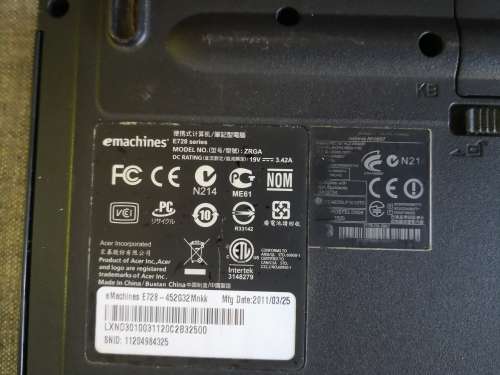 Emachines E728 laptop (for spares/repairs)