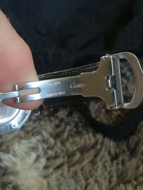 Cartier watch. Excellent condition. Works 100%. Giveaway! Can resell up to R55000.