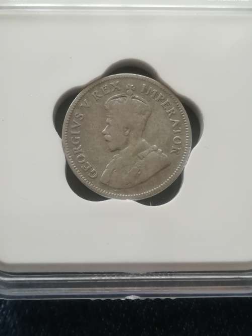 1931 Shilling!! Ultra rare!! Excellent coin to have!! Crazy Wednesday auction!!