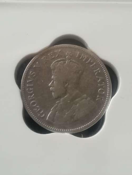 1931 Shilling!! Ultra rare!! Excellent coin to have!! Crazy Wednesday auction!!