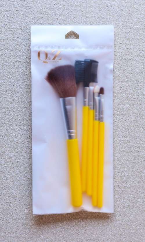iCOOL LIFE Make Up Brush Yellow