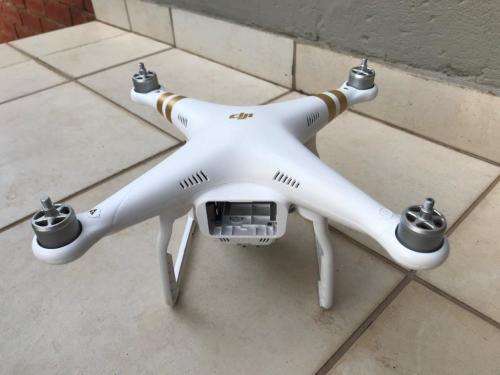 DJI Phantom 3 Professional (Body only)