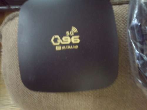 Q 96 Ultra HD 5G Android tv box