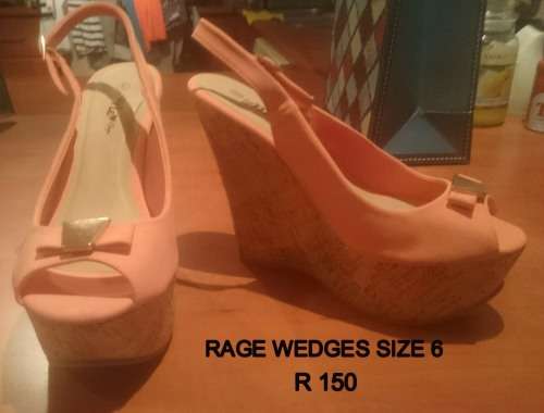 Peach wedges size 6