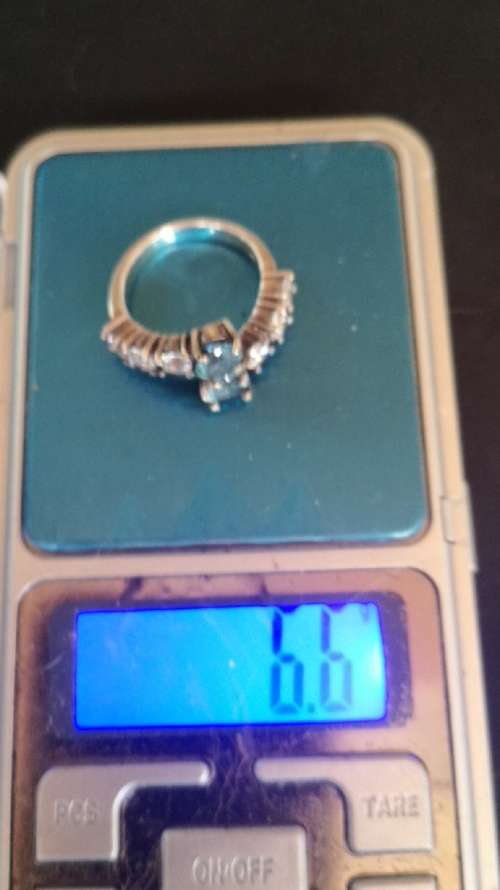 Stunning Sterling Silver ring 6.6g