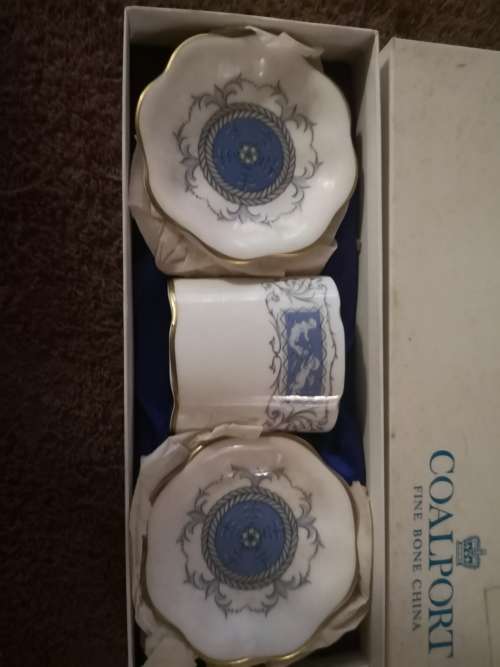 Stunning Coalport Fine bone China boxed gift set