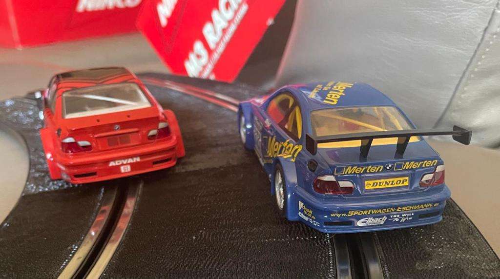 Ninco BMW M3 Slot Car Racing Set Tracks w/2 cars