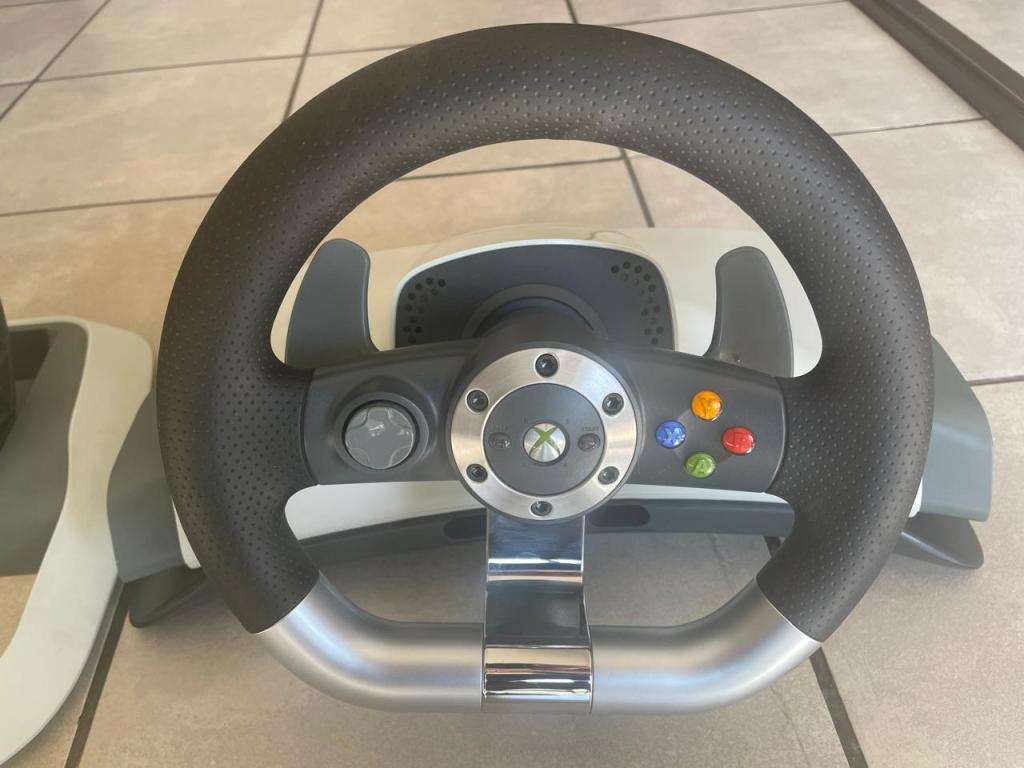 Microsoft Xbox 360 Wireless Racing Steering Wheel