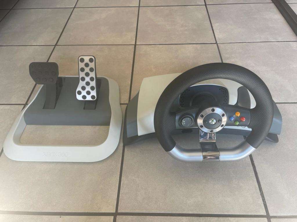 Microsoft Xbox 360 Wireless Racing Steering Wheel