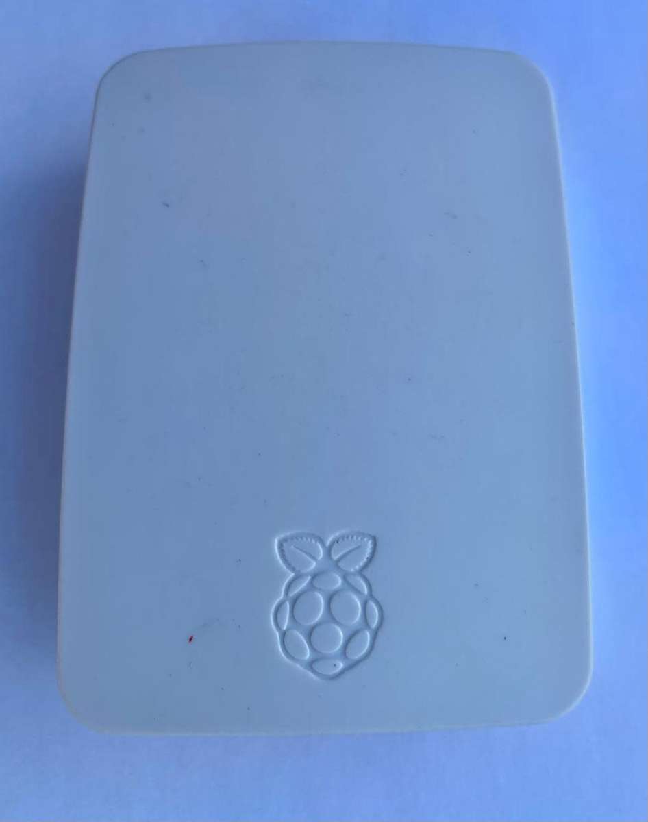 Raspberry Pi 3 Model B with Case SD & PSU