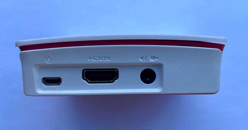 Raspberry Pi 3 Model B with Case SD & PSU