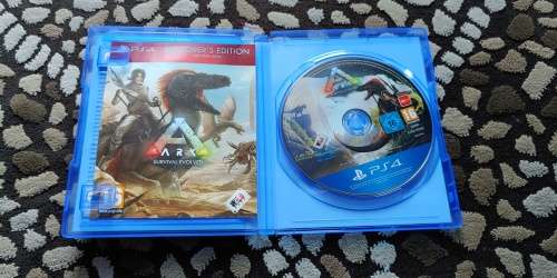 Ark Survival Evolved (Playstation 4)