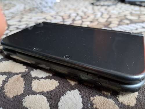 New Nintendo 3DS XL Black (Nintendo 3DS)