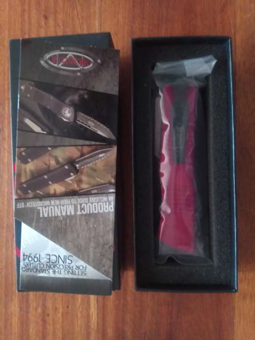 Microtech Combat Troodon D/E Red 142-1RD