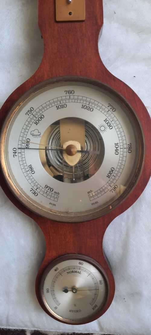 Barometer with the thermometer CelsiusPrice R1380 open to offers 57cm long