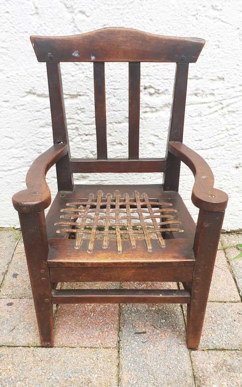 Early 1900s Besboke Doll`s Rimpie Hard wood Chair