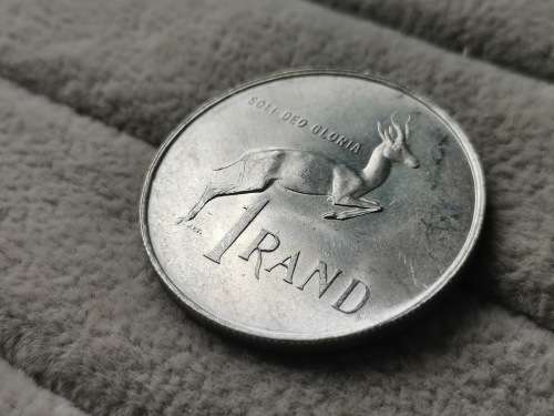 1967 English Silver R1 (Error)