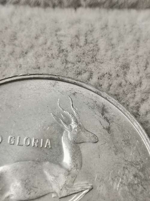 1967 English Silver R1 (Error)