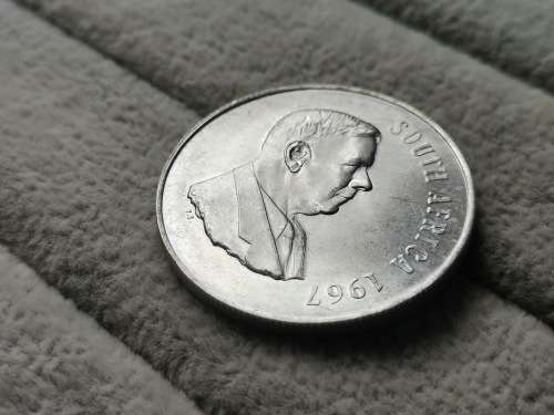 1967 English Silver R1 (Error)