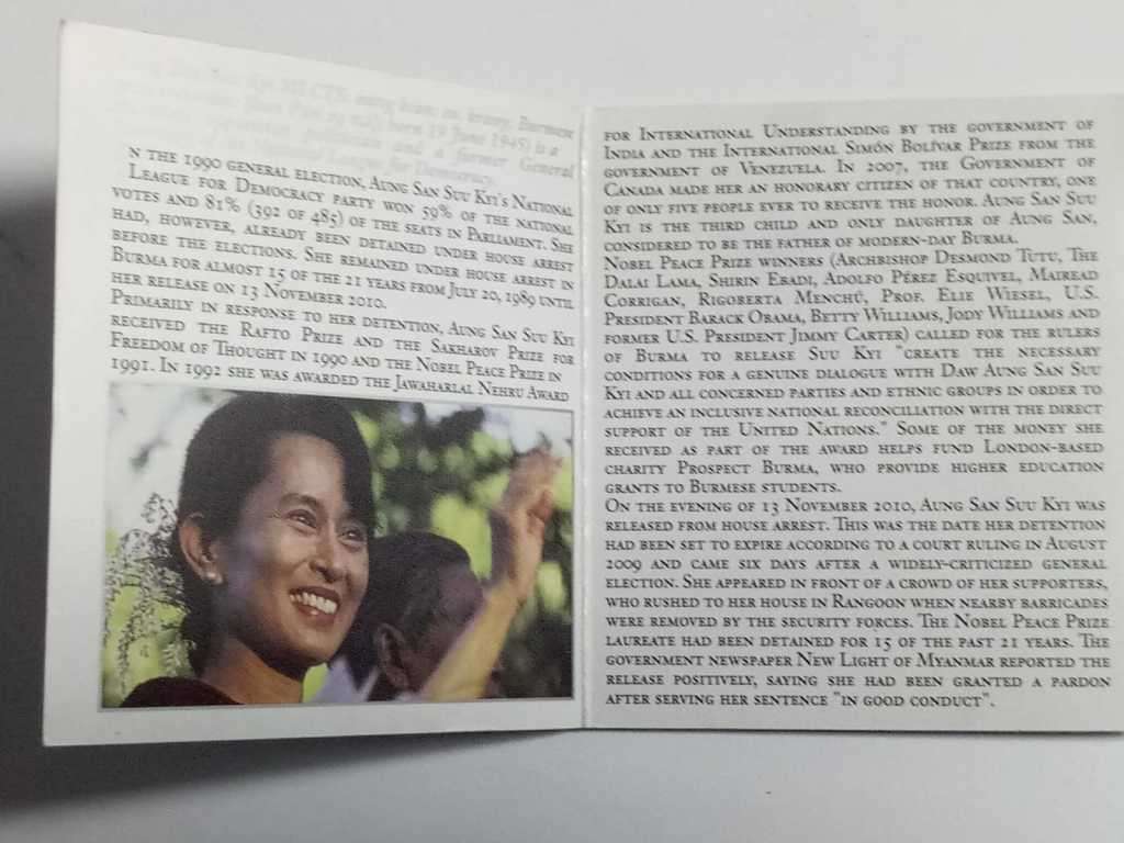 DISCOUNT!!! 2011 Nobel Peace Price Commemorative Medal