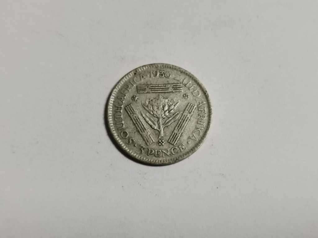 **R1 Auction**  Union 1930 Threepence
