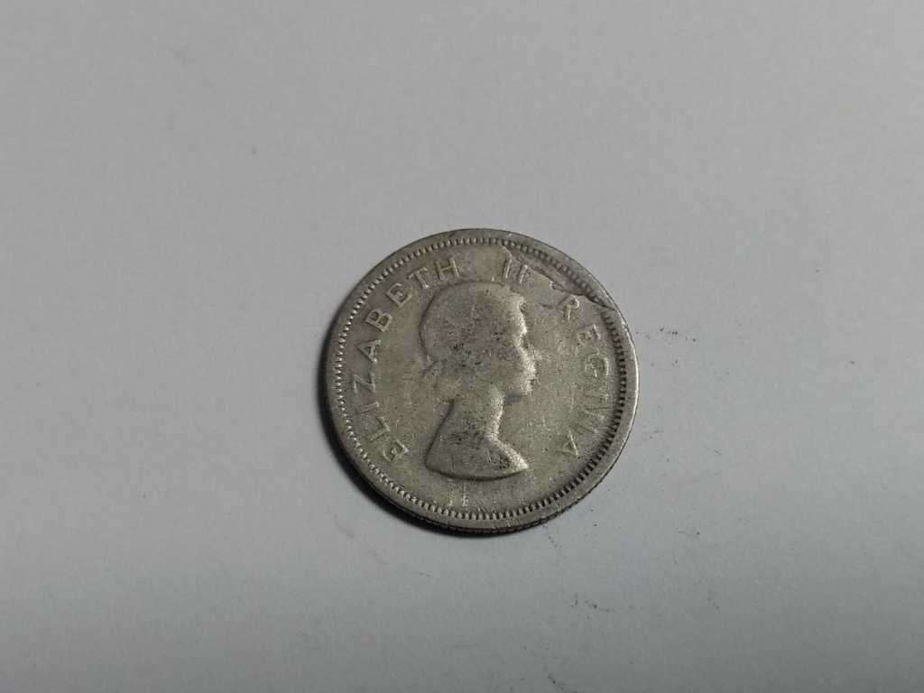 Union Sixpence 1953 - Lamination ERROR