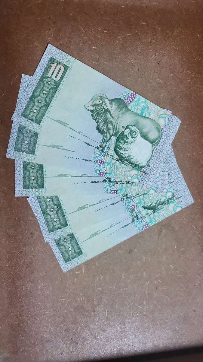 RSA 10 Rand late 1980's(G de Kock 3rd Issue) - XX Replacement