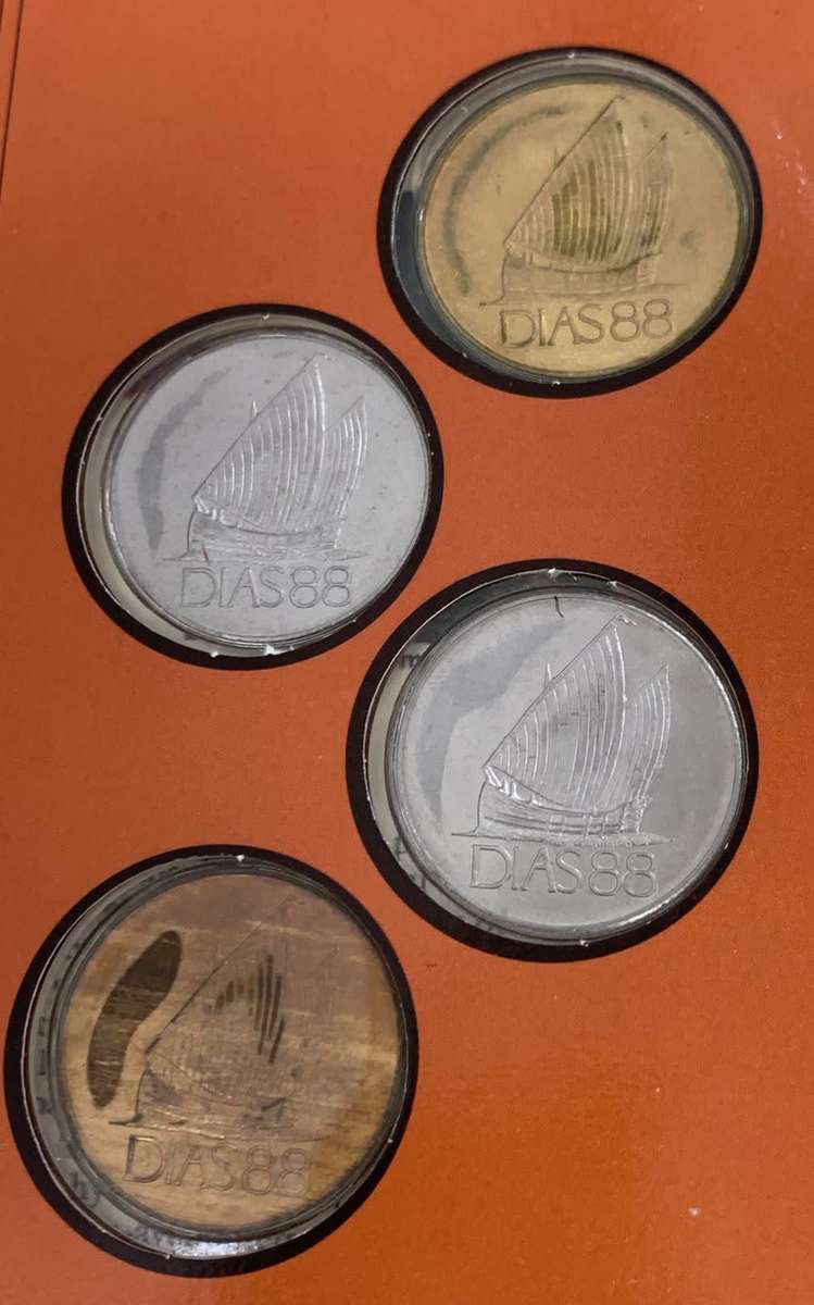 DIAS88 Booklet Coin Set