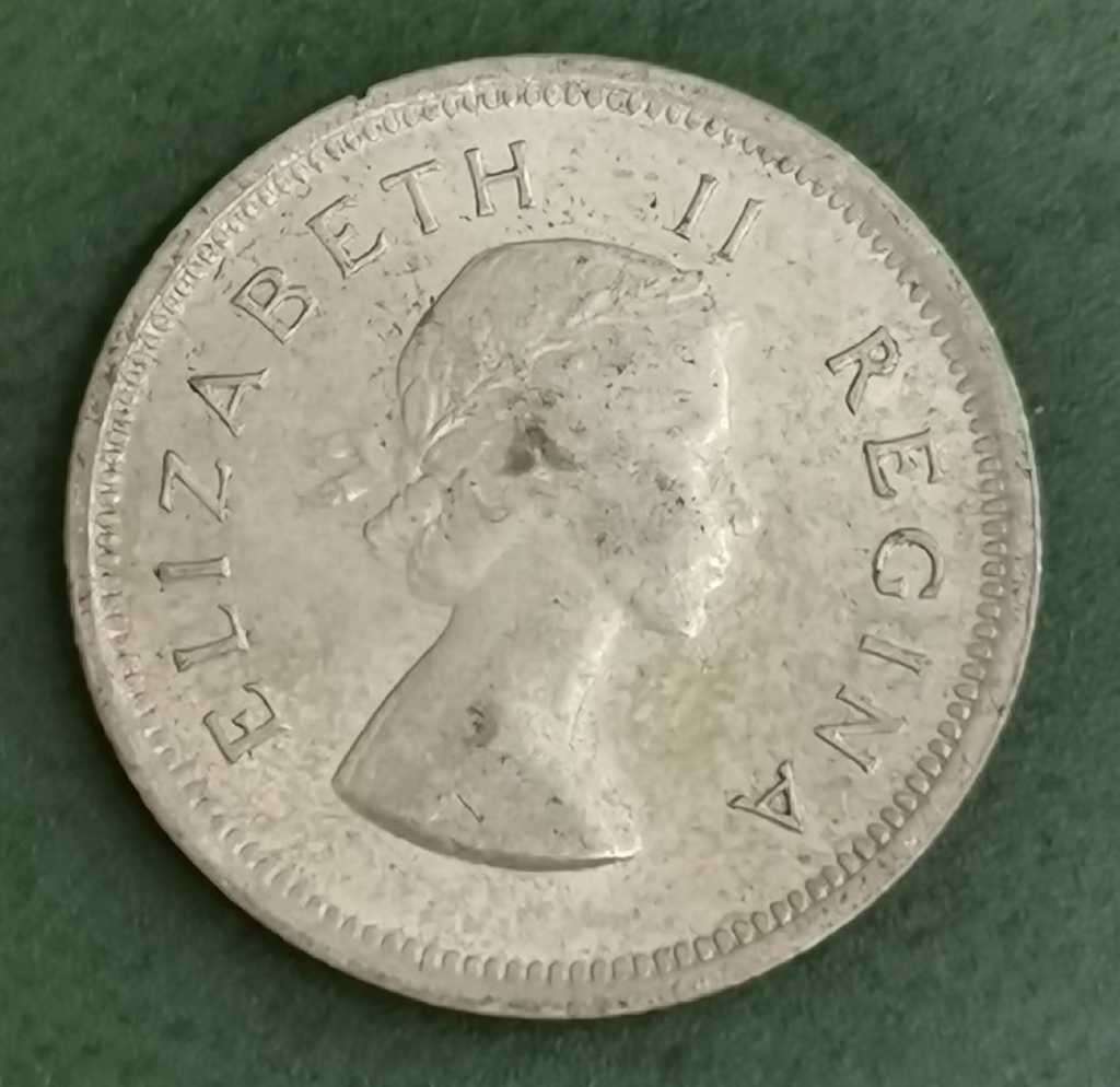 Union 1 Shilling 1954 - aUNC condition