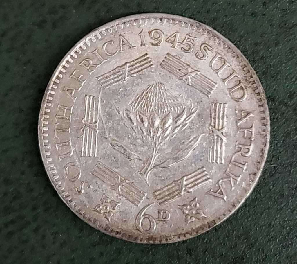 Union Sixpence 1945 - Excellent condition
