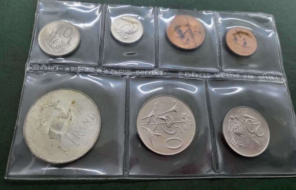 1967E SA mint coin set