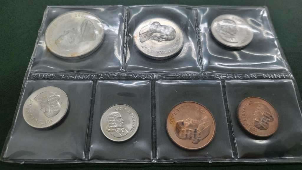 1967E SA mint coin set