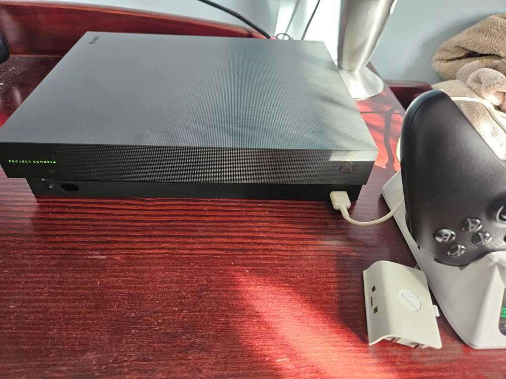 Xbox One X 1TB Limited Edition Console - Project Scorpio Edition 2 Controllers and Charge Dock