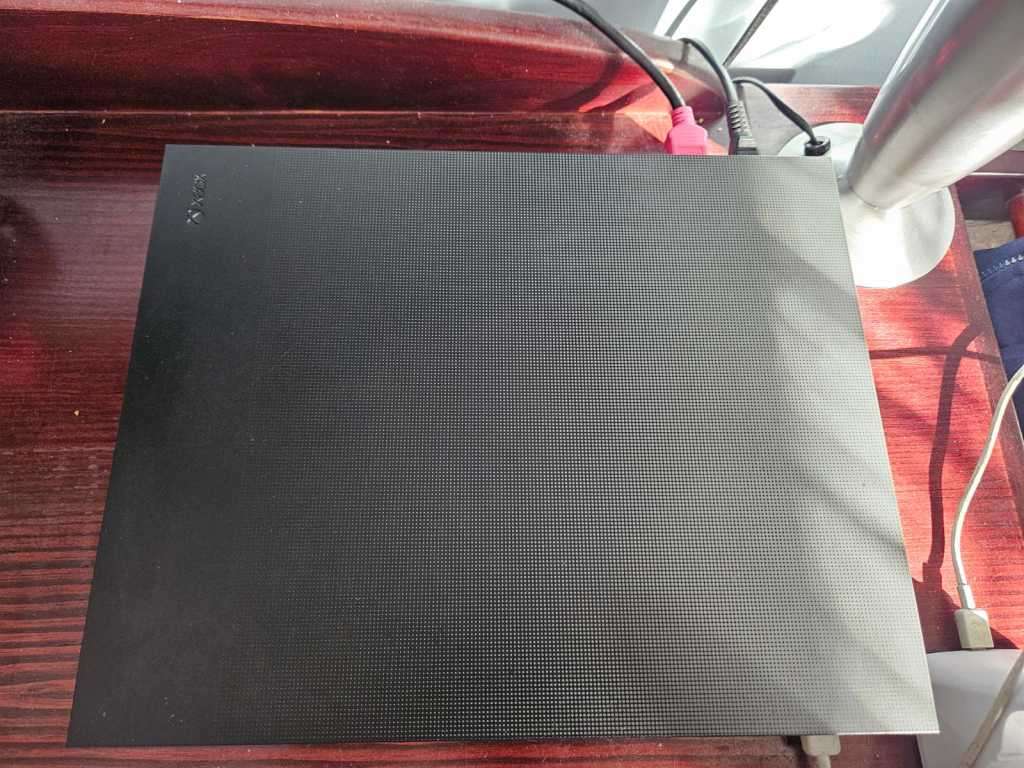 Xbox One X 1TB Limited Edition Console - Project Scorpio Edition 2 Controllers and Charge Dock