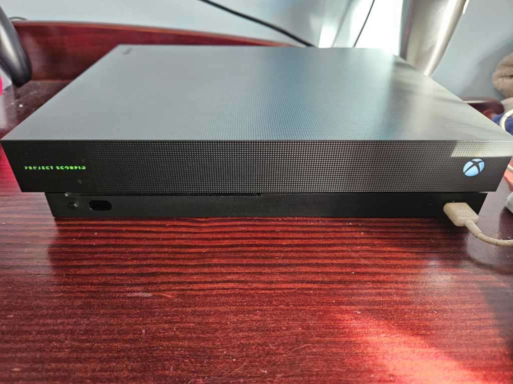 Xbox One X 1TB Limited Edition Console - Project Scorpio Edition 2 Controllers and Charge Dock