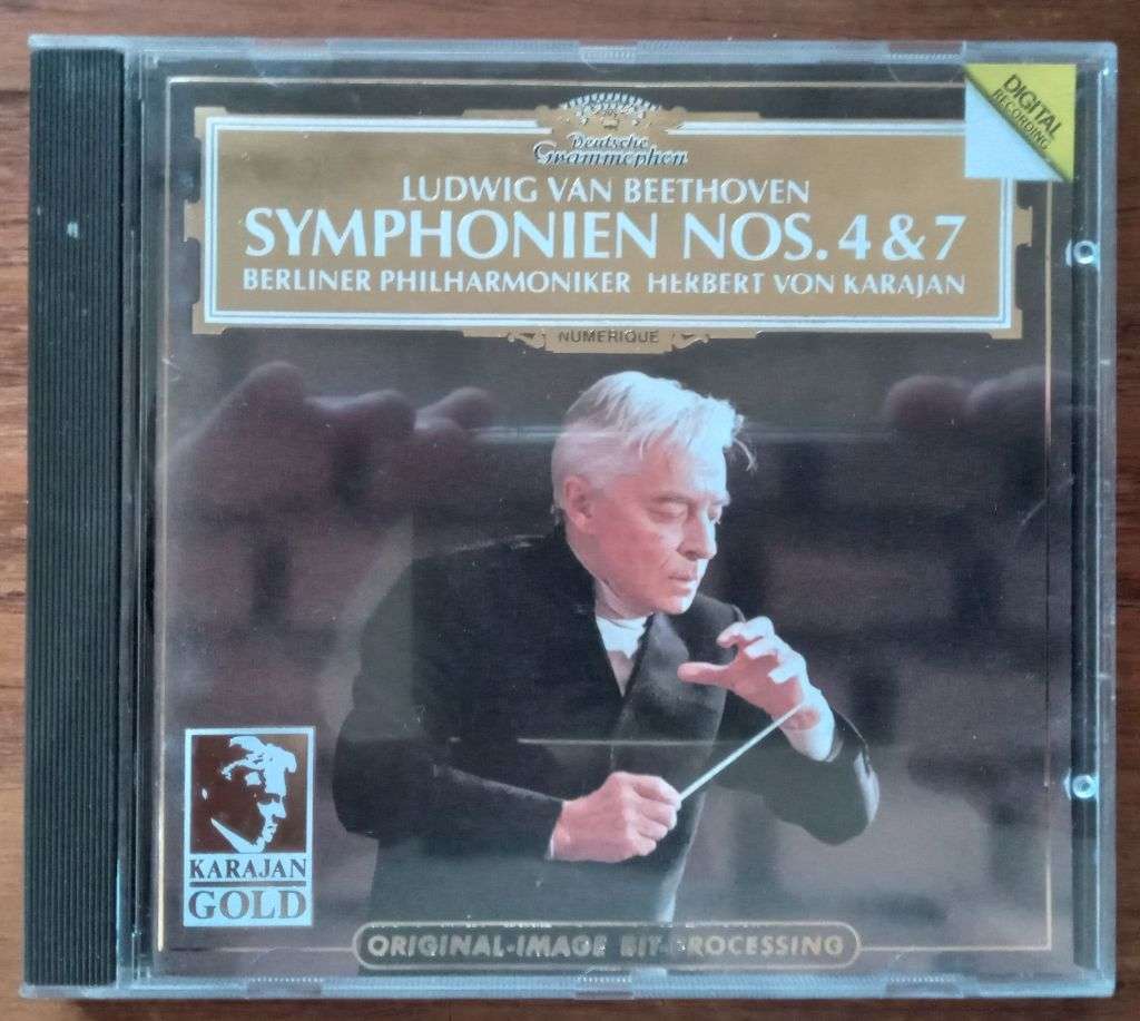 Beethoven: Symphonies 4 & 7 (Karajan)