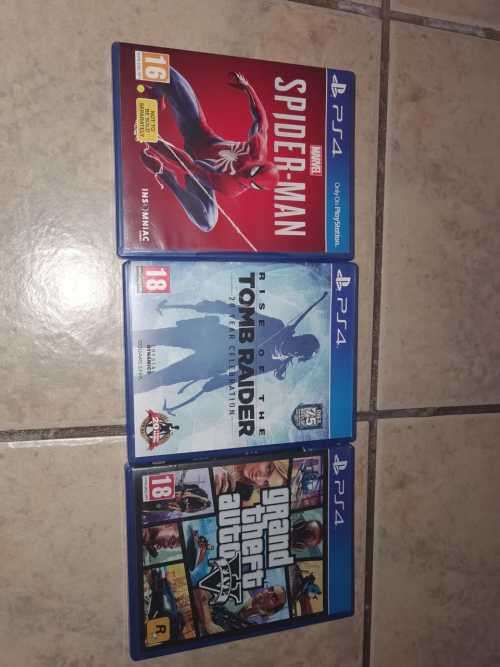 Playstation 4 Slim 1TB plus 3 Games