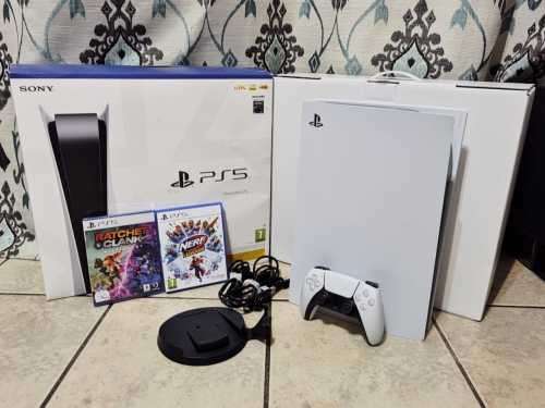 Playstation 5 Disc edition and 2 Games
